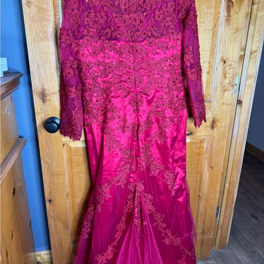 Red Beaded And Sequined Evening, Mother Of Bride, Prom Dress. Never Worn.